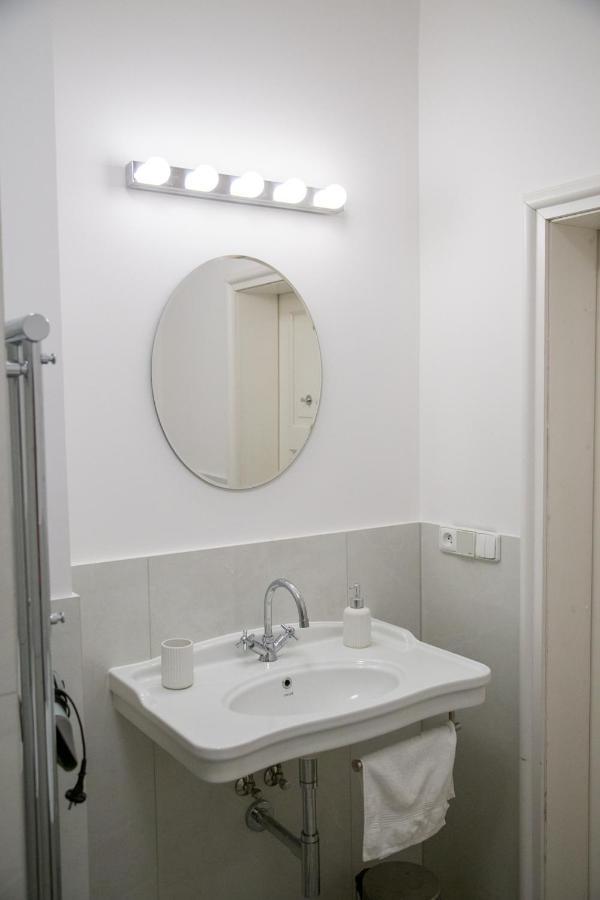 Velky 3-Izbovy Apartman Bratislava-Stare Mesto المظهر الخارجي الصورة